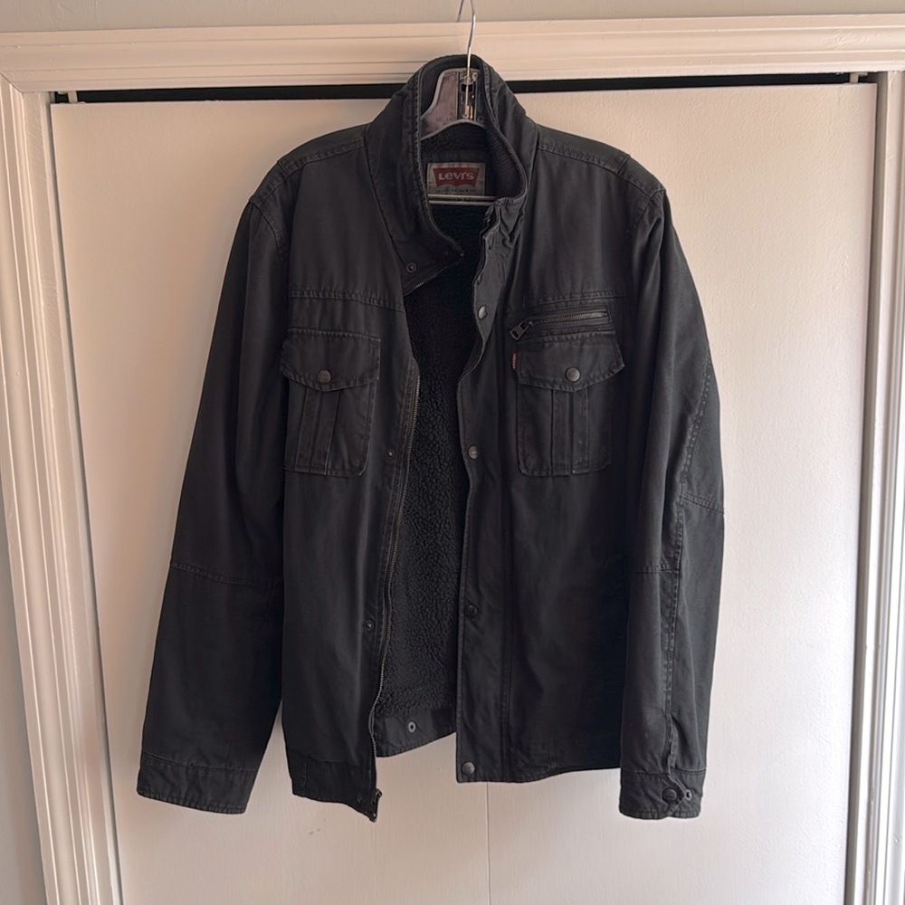 Black Levi’s jacket